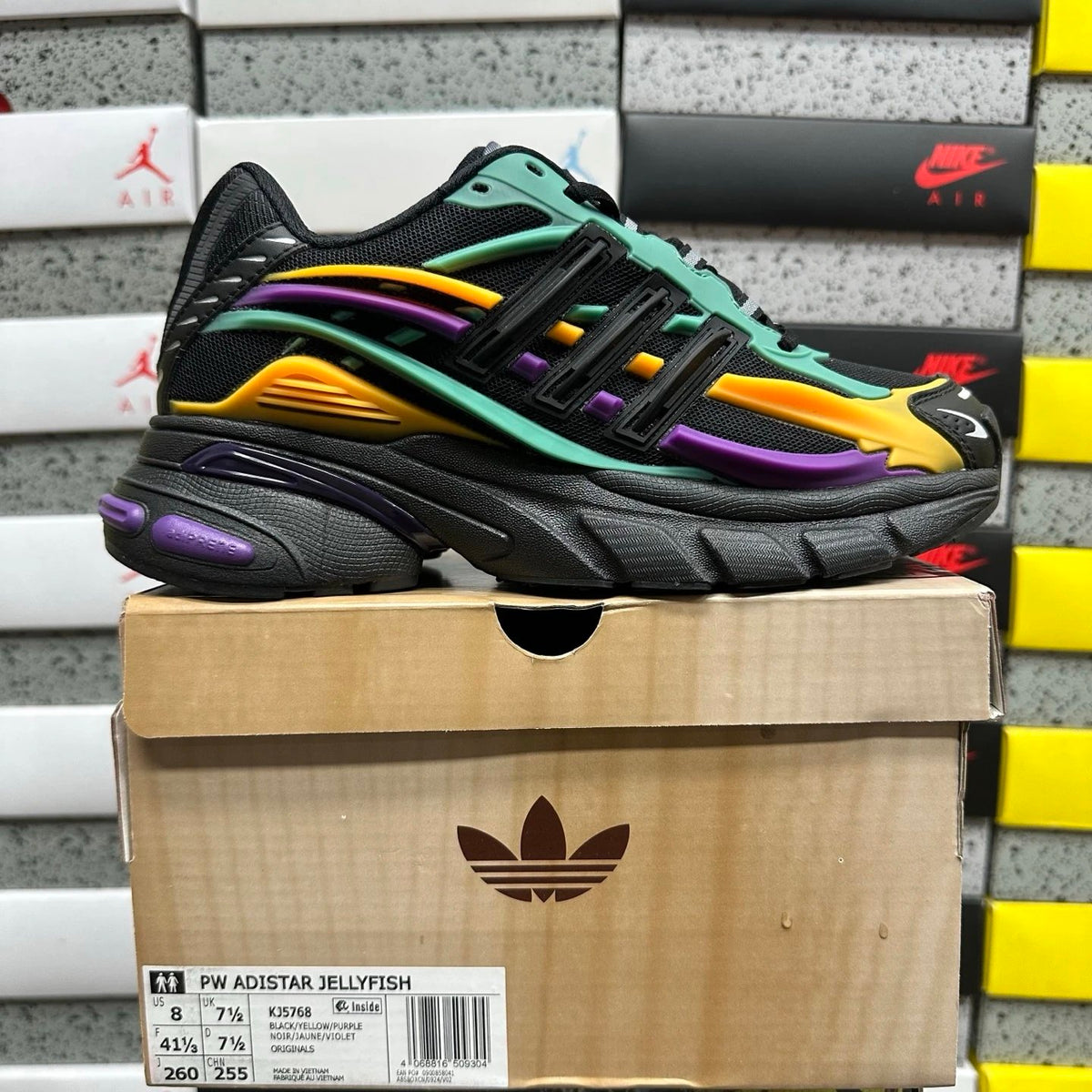 Adidas Pharrell x Jellyfish