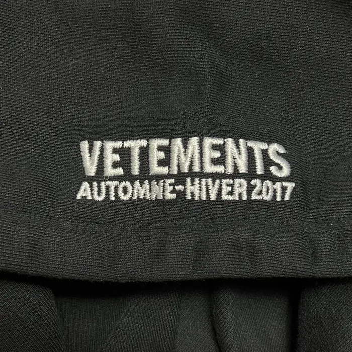 Vetements TFD Black Bomber
