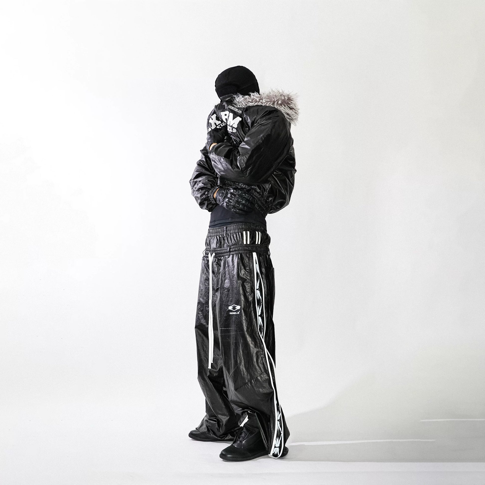 Runaway Edge 25AW Logo Zip Double Waist Glossy Coated Trousers