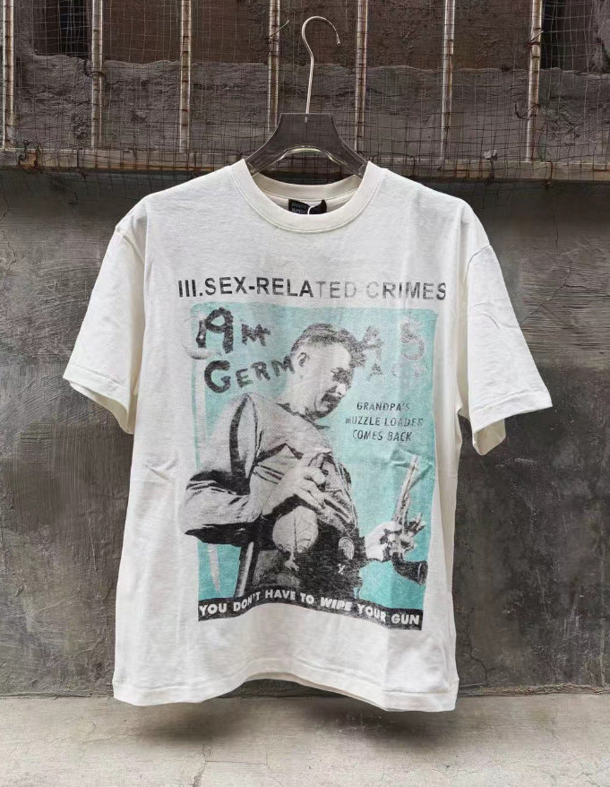 Camiseta Melancólica con Estampado de Retrato Ilustrado