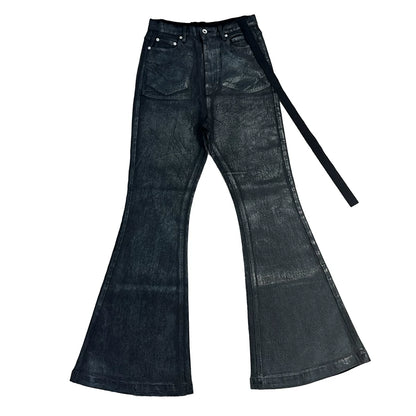 Pantalones Vaqueros Acampanados de Mezclilla Oscura con Revestimiento de Cera