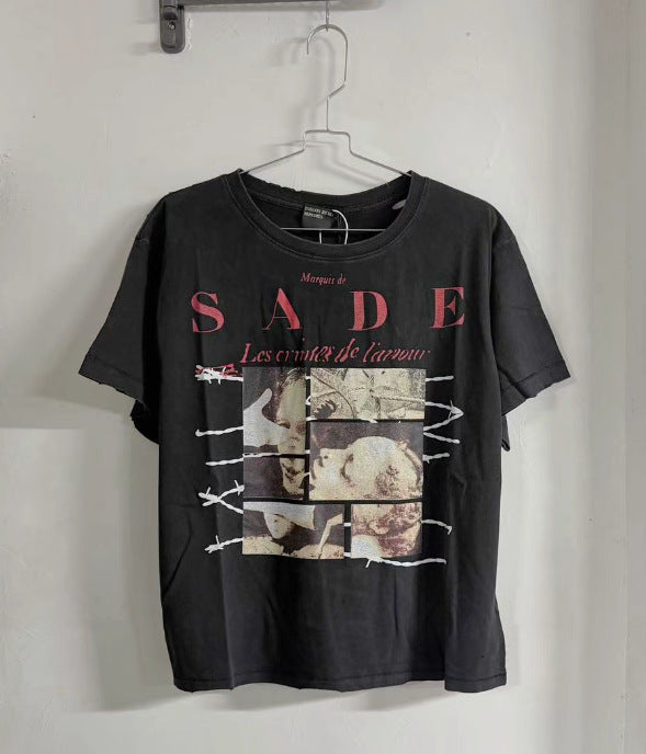 Camiseta Melancólica con Estampado de Retrato Ilustrado