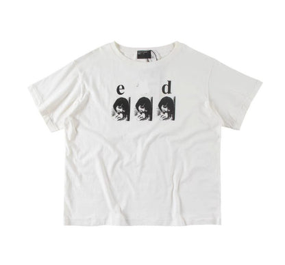 Camiseta Melancólica con Estampado de Retrato Ilustrado