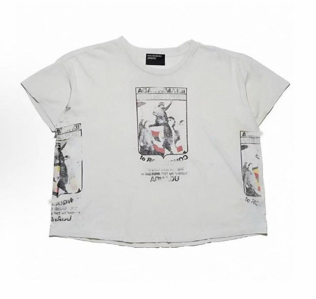 Camiseta Melancólica con Estampado de Retrato Ilustrado