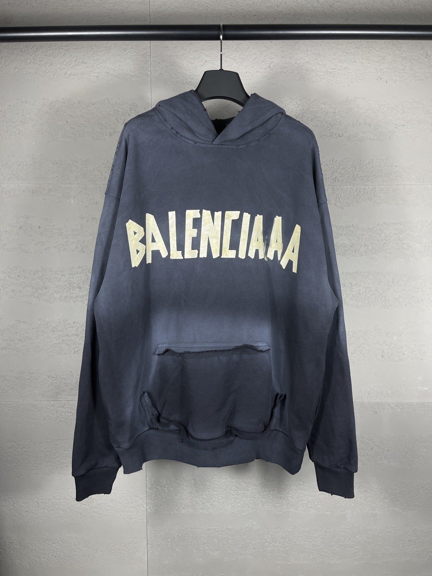 B家 Sudadera con Capucha Efecto Lavado Desgastado
