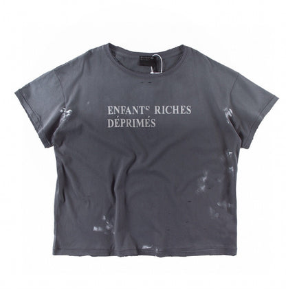 Camiseta Melancólica con Estampado de Retrato Ilustrado