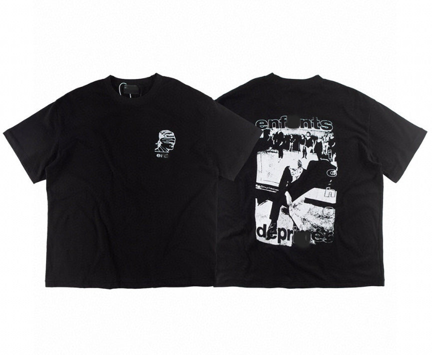Camiseta Melancólica con Estampado de Retrato Ilustrado