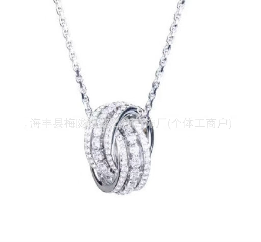 Collar Cisne Clásico Elegante