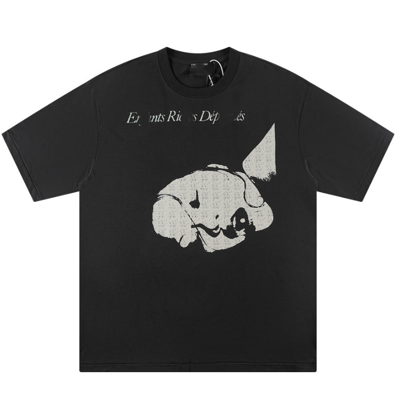 Camiseta Melancólica con Estampado de Retrato Ilustrado
