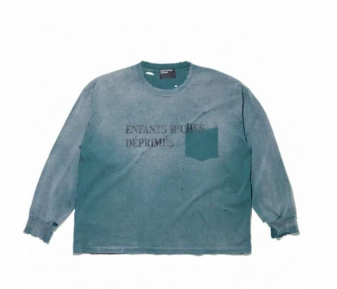 Camiseta Melancólica con Estampado de Retrato Ilustrado