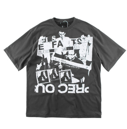 Camiseta Melancólica con Estampado de Retrato Ilustrado