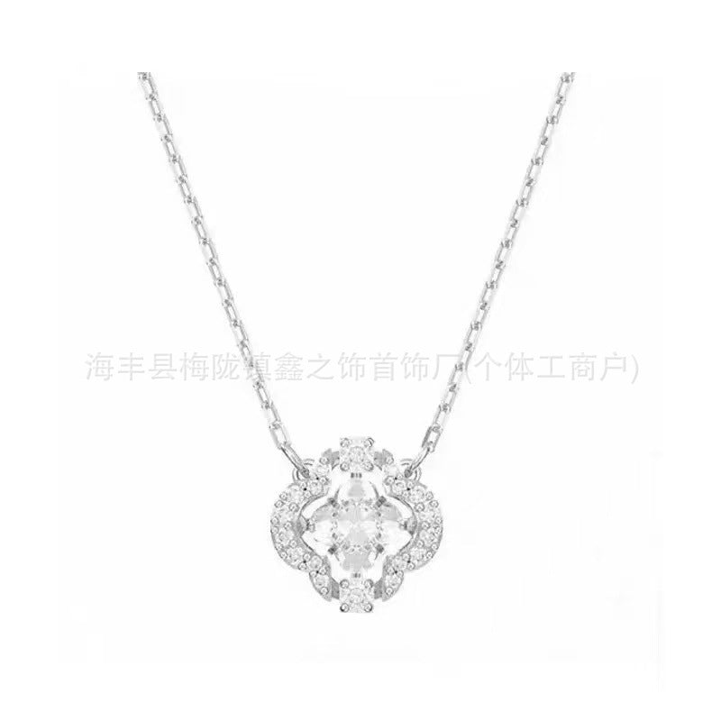 Collar Cisne Clásico Elegante