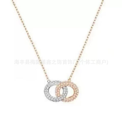 Collar Cisne Clásico Elegante