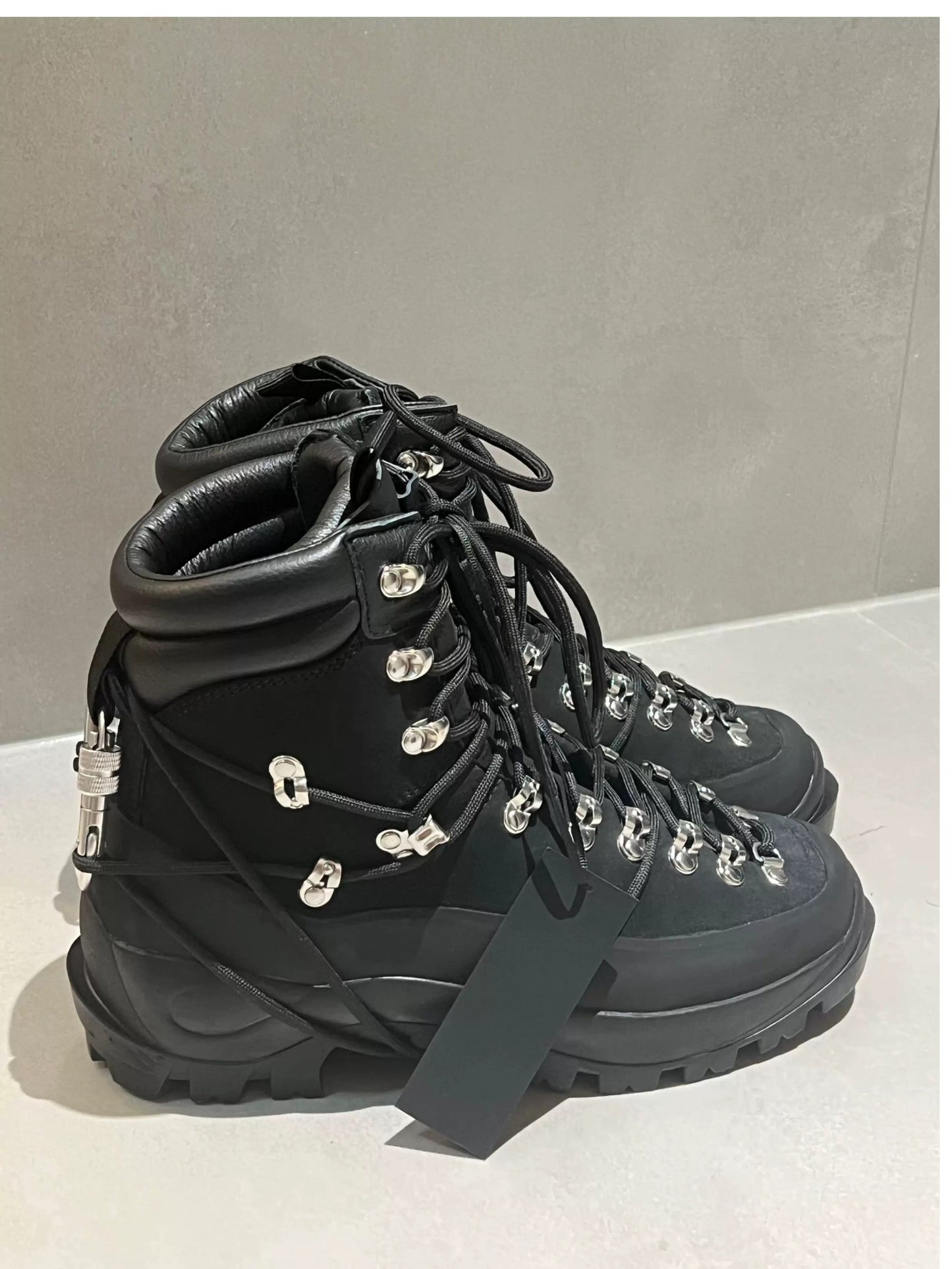 Heliot Emil Hiking Boots