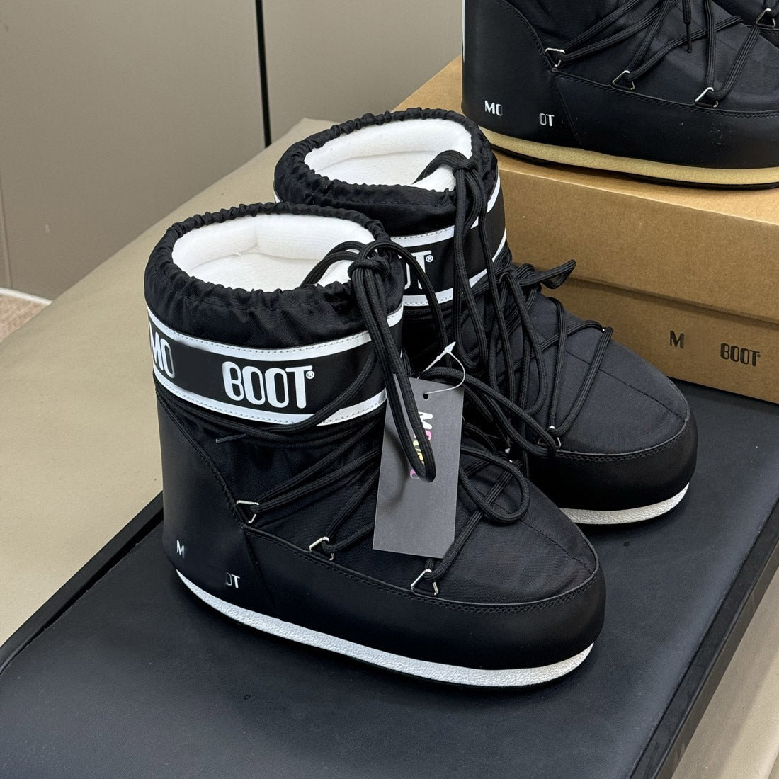 Moon Boots Low