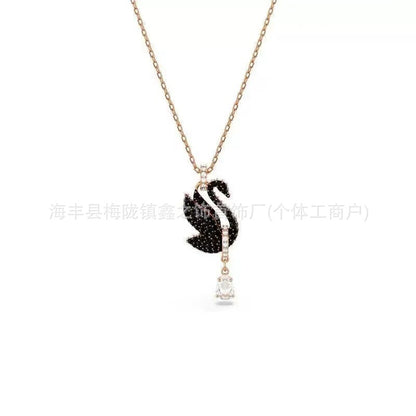 Collar Cisne Clásico Elegante