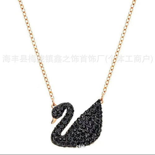 Collar Cisne Clásico Elegante