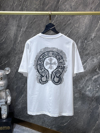 Camiseta Unisex Cruz Sánscrito Parche Metal Luminiscente