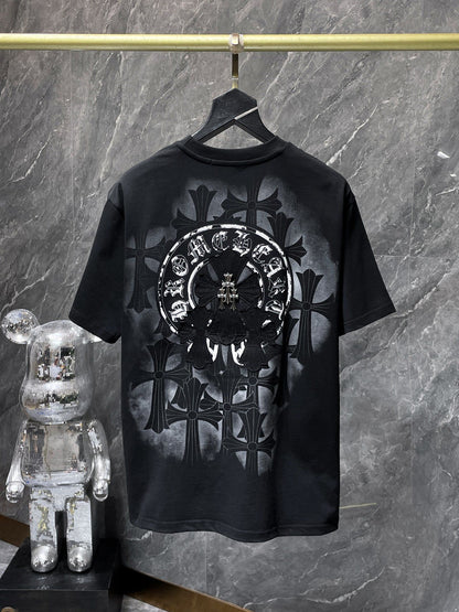 Camiseta Unisex Cruz Sánscrito Parche Metal Luminiscente