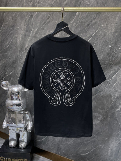 Camiseta Unisex Cruz Sánscrito Parche Metal Luminiscente