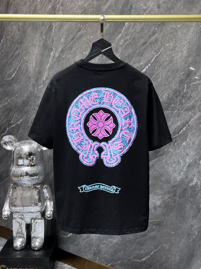 Camiseta Unisex Cruz Sánscrito Parche Metal Luminiscente