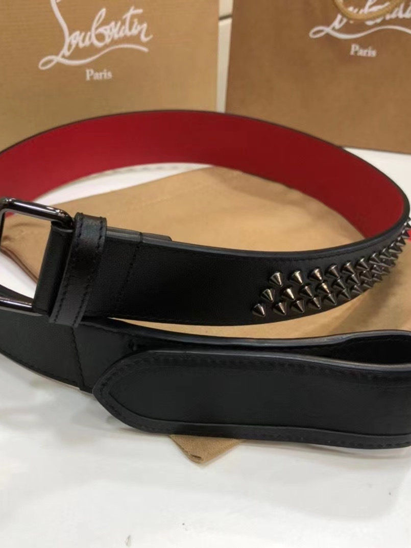 Cinturón Cuero Tachuelas Unisex
