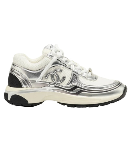 Chanel Runner
