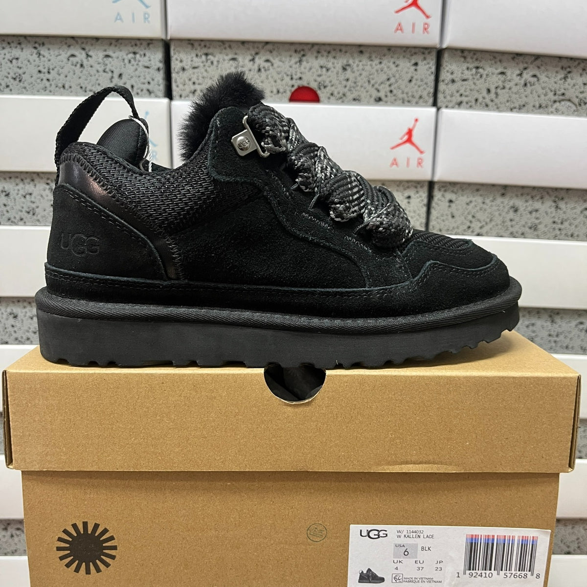 UGG Puffer