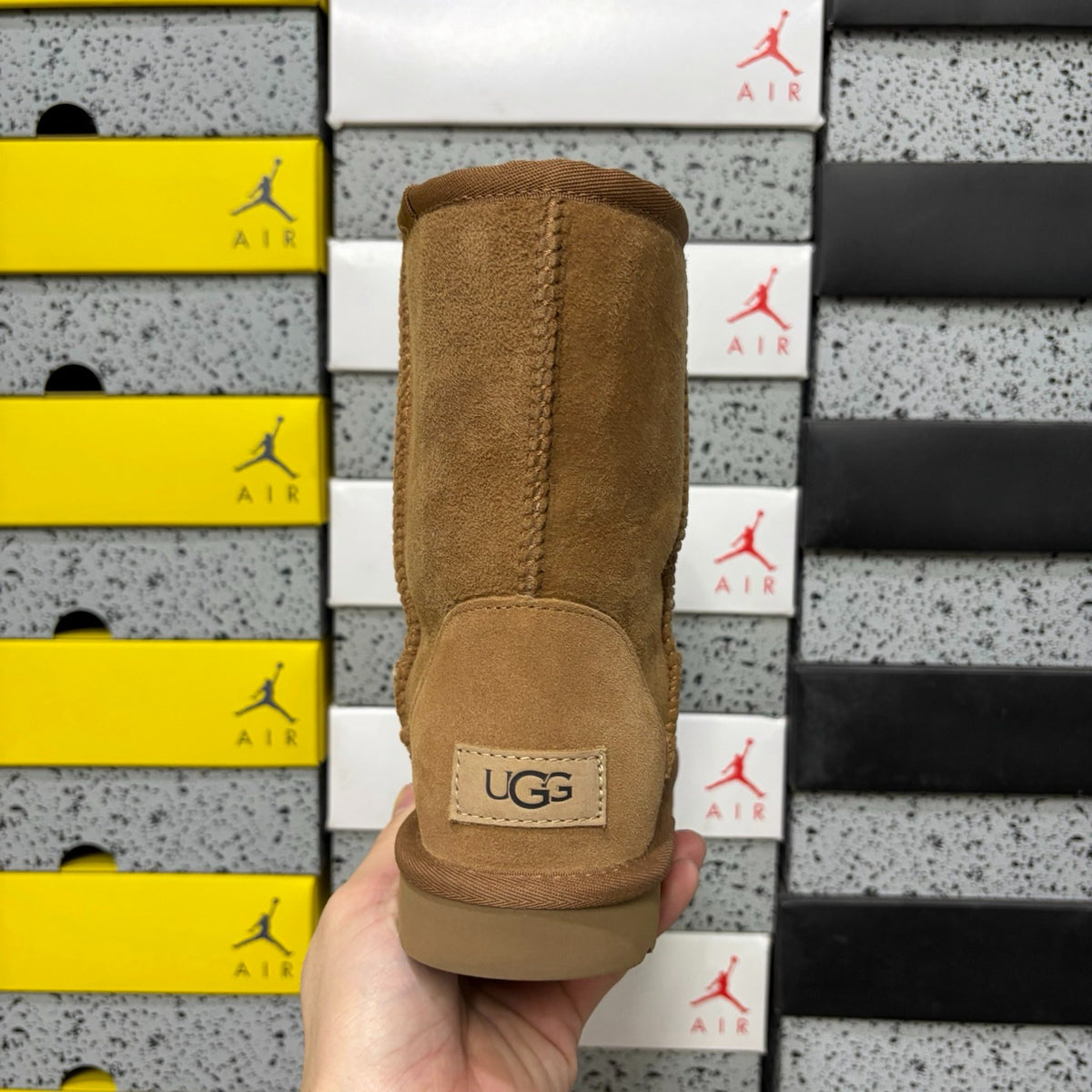 UGG Classic Mini