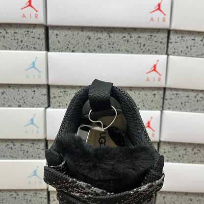 UGG Puffer