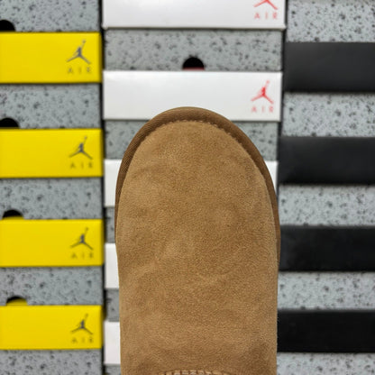 UGG Classic Mini