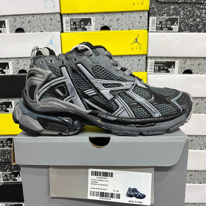 Balenciaga Runner
