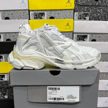 Balenciaga Runner