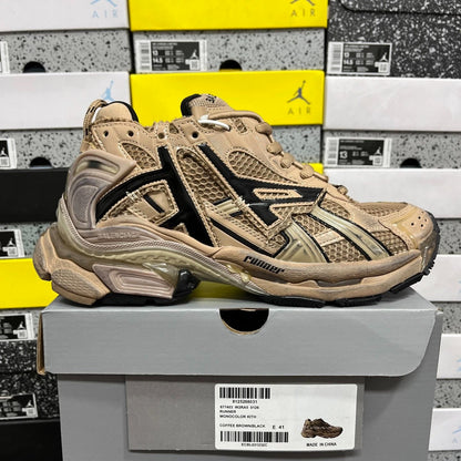Balenciaga Runner