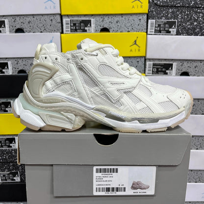 Balenciaga Runner