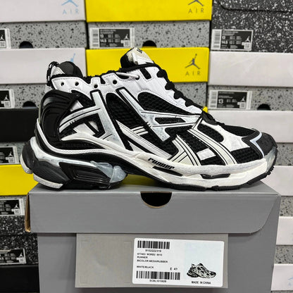 Balenciaga Runner