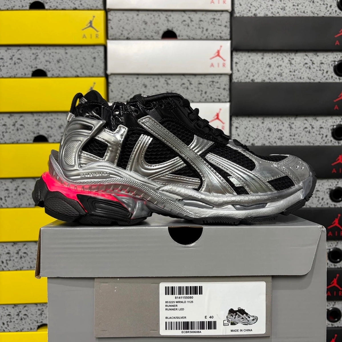 Balenciaga Runner LED