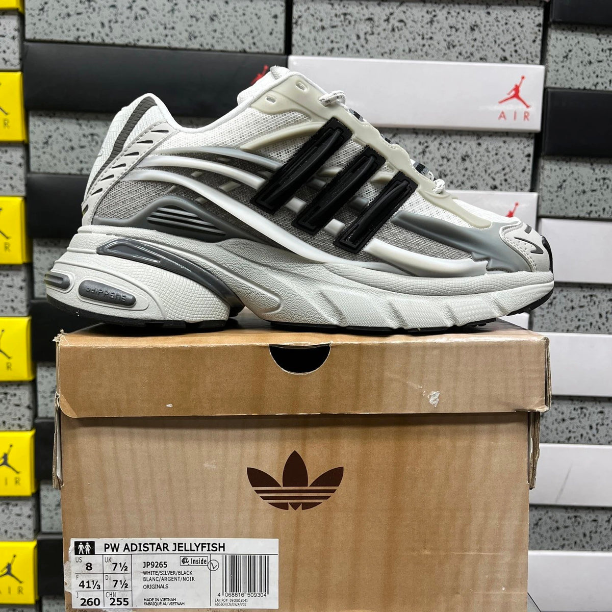Adidas Pharrell x Jellyfish