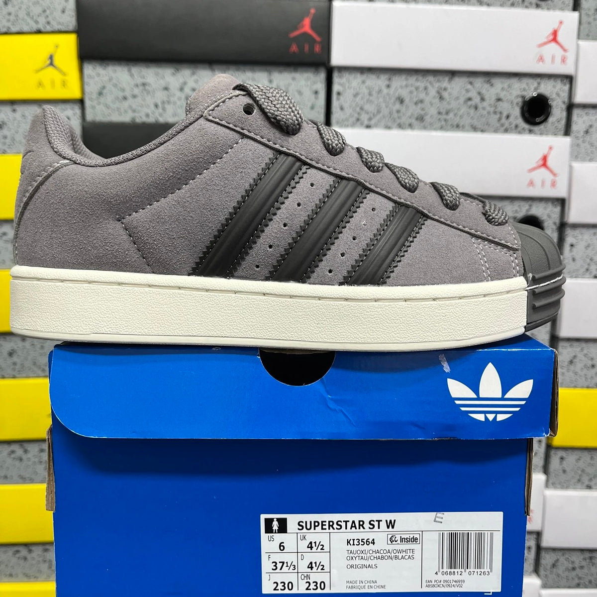 Adidas Campus 00s