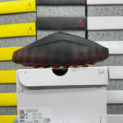 Nike Mind 001