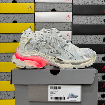 Balenciaga Runner LED