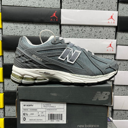 New Balance 1906