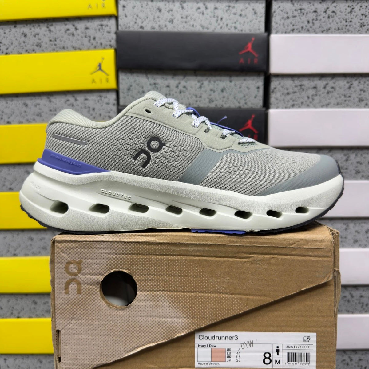On Cloudrunner 3
