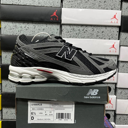 New Balance 1906