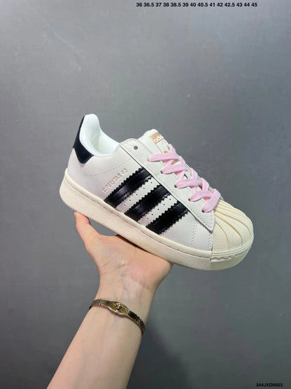 Adidas Superstar 92 Pharrell Williams